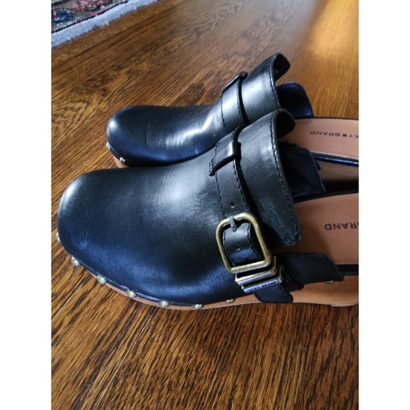 Lucky Brand Leather Wedge Clog Mules Black Studded Buckle Leather 9.5 - Picture 13 of 16